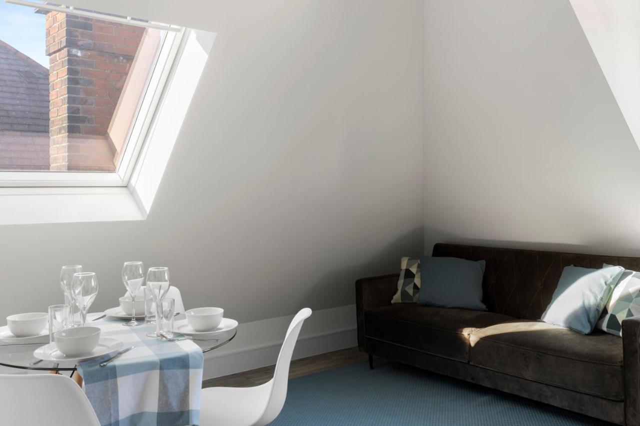 Flat 5 - Star London Vivian Lane 2-Bed Residence The Hyde Kültér fotó